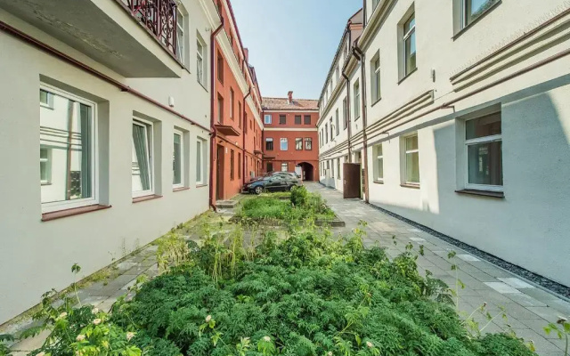 Kaunas Town Hall Apartment 5 by URBAN RENT