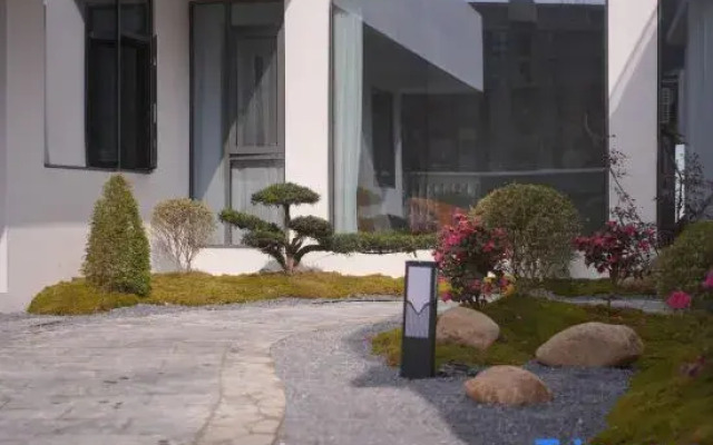 Yixi Cishe Homestay (Taoxichuan Cultural and Creative Block, Jingdezhen)