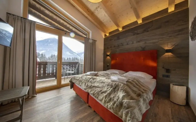 Comfy Chalet in Neukirchen near Wildkogel Ski Arena