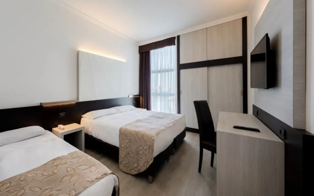 Ambasciatori Hotel Mestre Venice, Tapestry Collection by Hilton