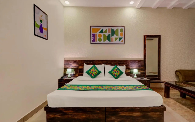 Treebo Riddhi Paradise - 15 mins from Airport