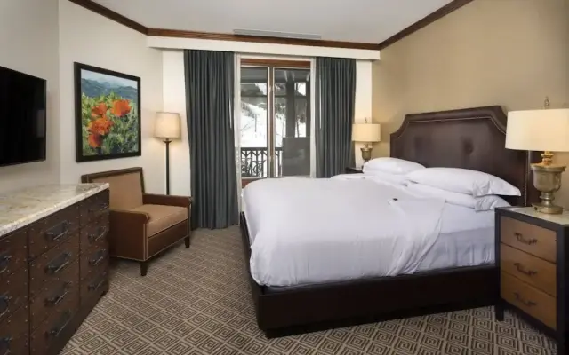 Aspen Ritz Carlton 3 bed 04