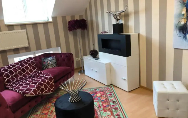 Отель Maison LeMi