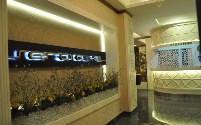 Grand Sera Hotel