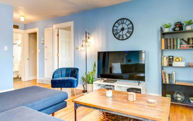 Pet-friendly Denver Home: Walk to Restaurants
