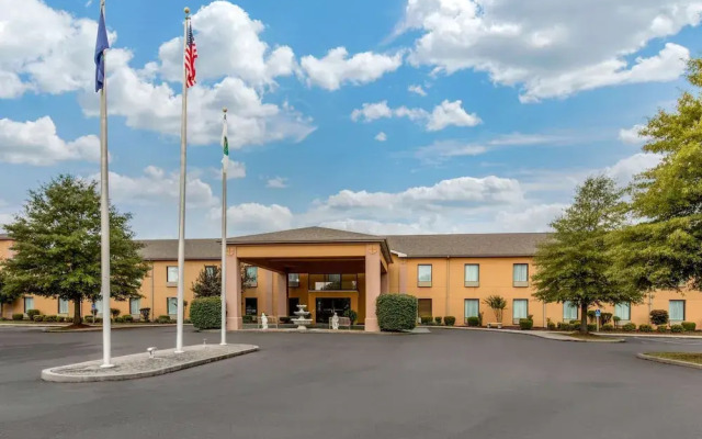 Comfort Inn & Suites