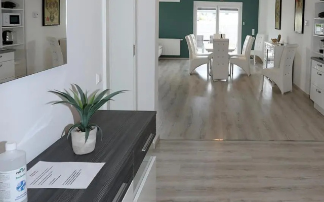 Exklusive FW mit 3 SZ und großer Terrasse