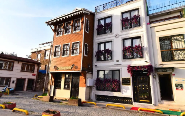 Little Sofia Hotel