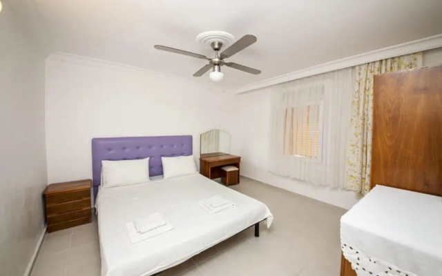 Peaceful Flat With 3 Private Beaches in Bodrum