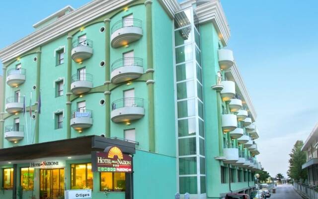Hotel Delle Nazioni вид на фасад