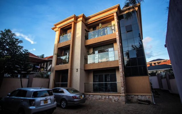 Akiiro Homes