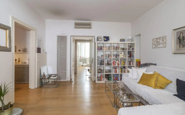 Bellotti 4 · Renovated apartment in Milan center - WiFi - A.C.
