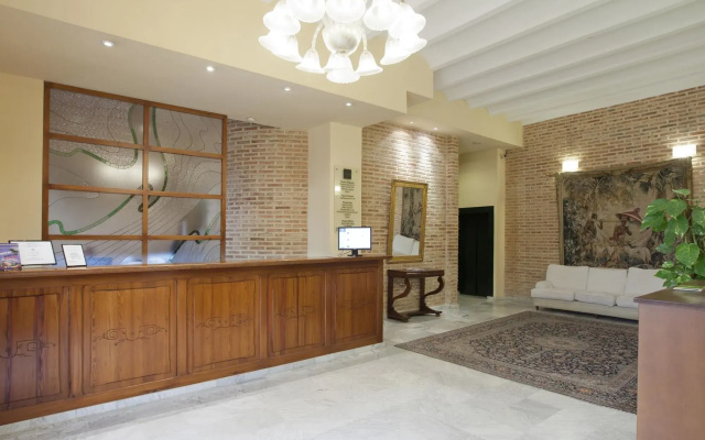 Hotel Ad Hoc Parque Golf