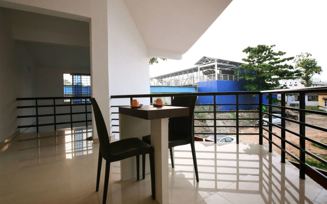Rail View Residency by OYO Rooms