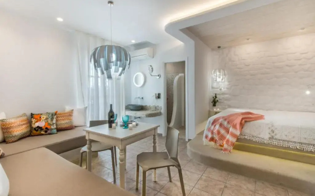 Spiros Hotel