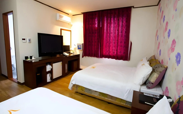 High Valley Hotel