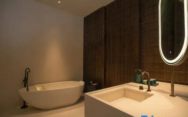 Yin li art hotel