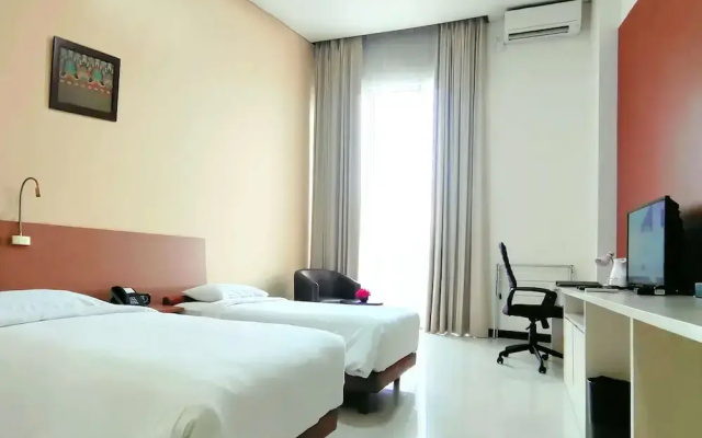 Le Premier Hotel Kota Deltamas