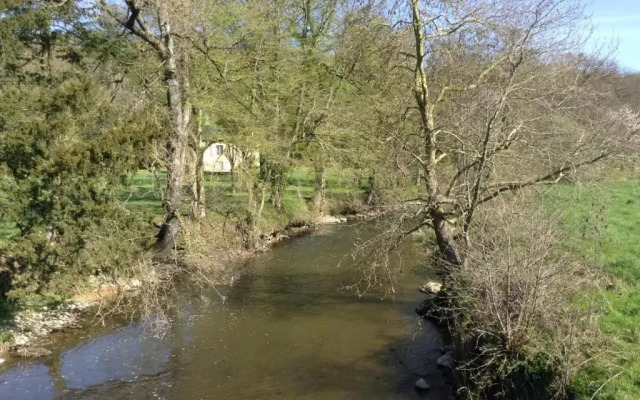 Gite Montsurs, 3 pièces, 4 personnes - FR-1-600-67
