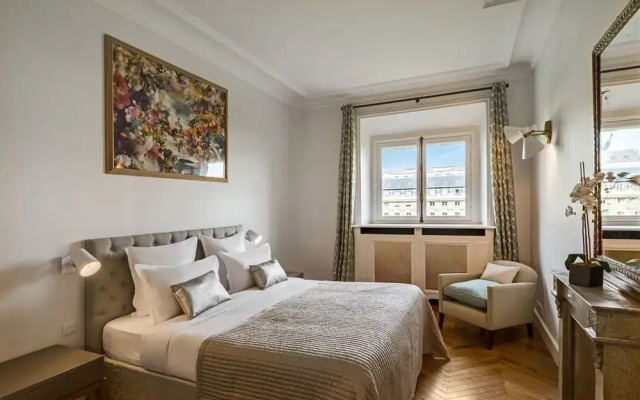 Palais Petit - Two Bedroom Apartment