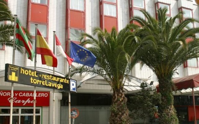 Отель City House Torrelavega Испания, Торрелавега - отзывы, цены и фото номеров - забронировать отель City House Torrelavega онлайн вид на фасад