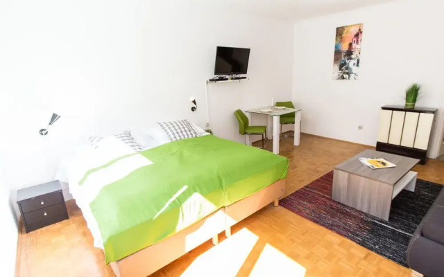 CheckVienna Apartment Jenullgasse