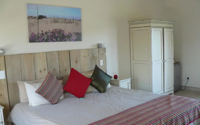 Oyster Bay Lodge