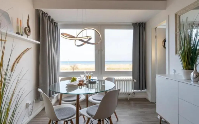 Strandhotel-Heiligenhafen-Wohnung-125-Typ-II-Meerblick-im-Strandhotel