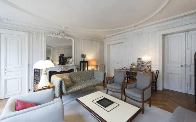 Charming Haussmannian