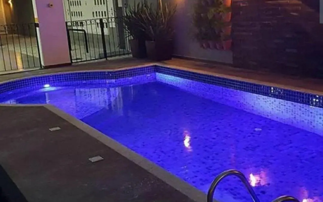 Var 204b Dpto Amplio En Condominio Con Piscina