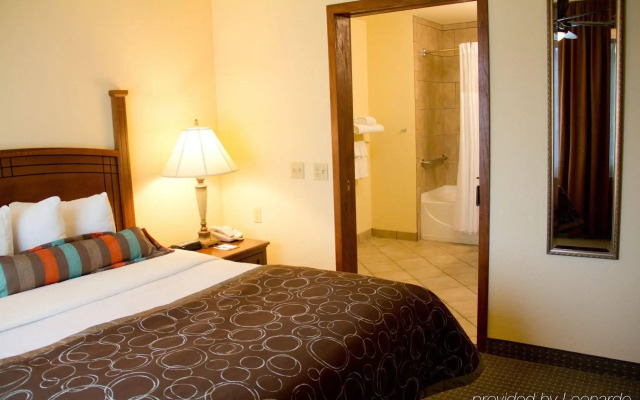 Staybridge Suites Fairfield Napa Valley Area by IHG