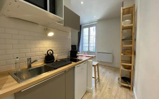 Place de Metz, Hyper-centre Grenoble, Studio 25 m2