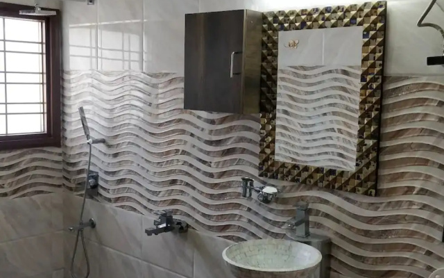 Guleria Villa