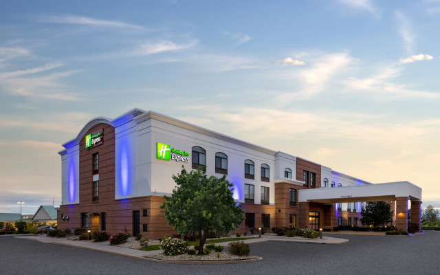 Holiday Inn Express Coventry S - West Warwick Area by IHG