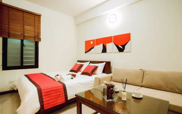 Crystal Hotel My Dinh