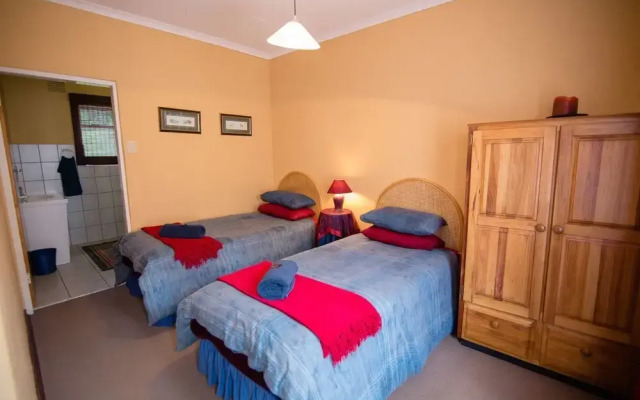 Forest Dawn Lodge