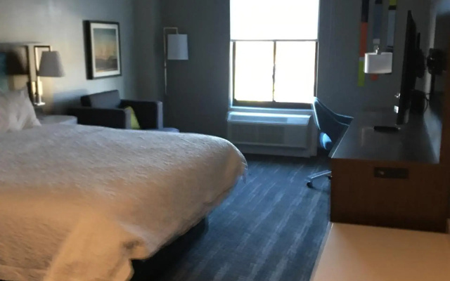 Hampton Inn Old Bridge