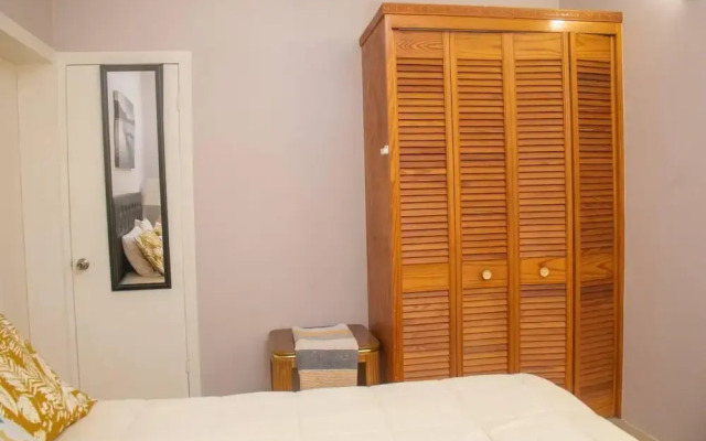 Gorgeous 2-bed Apt, Sleeps 3 in St Johns