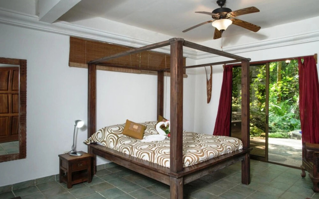 4BR Villa Motmot in w Exclusive Pool Wifi AC