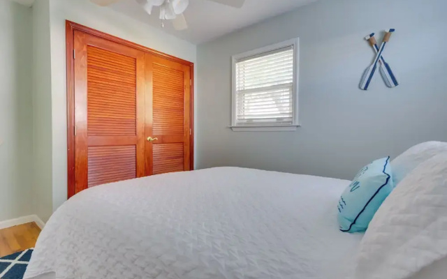 Serene Pensacola Vacation Rental w/ Gas Grill