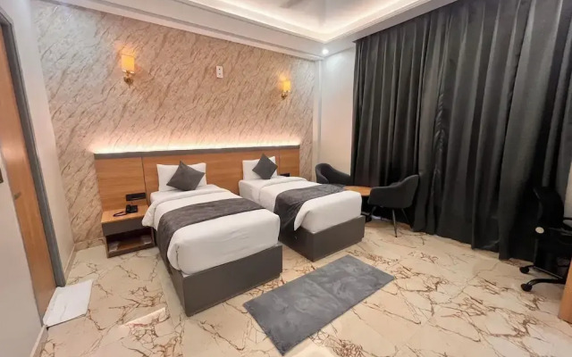 The Grand Oasis Hotel & Resort