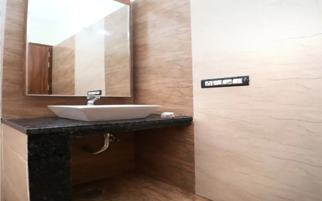 Sharan Square by OYO Rooms