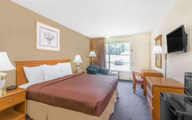 Days Inn by Wyndham Christiansburg