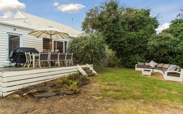 Killarney Cottage