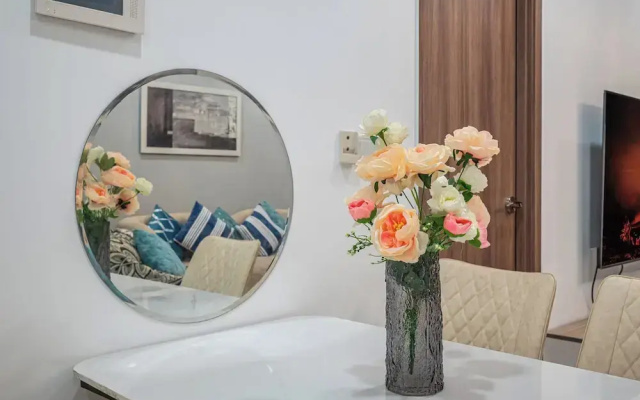 SUNWAH PEARL Premier Residence
