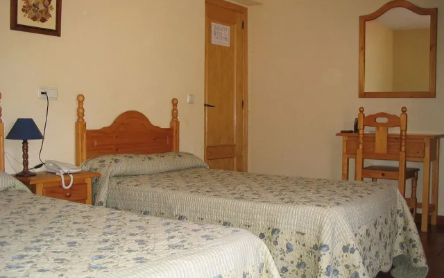 Hotel Valle del Jerte Los Arenales