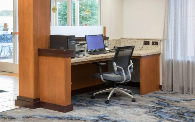 Fairfield Inn & Suites South Boston