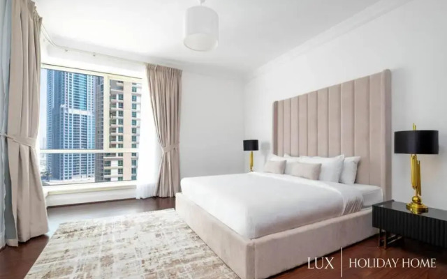 LUX - Ultimate Marina View Deluxe Suite