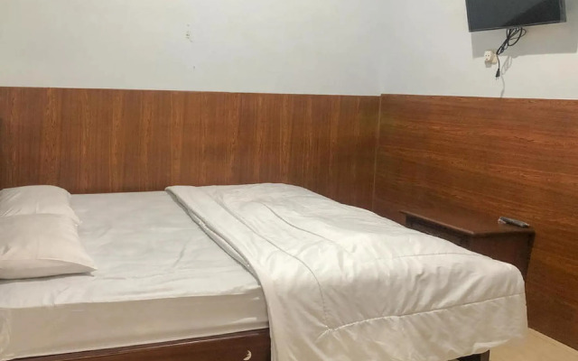 Anind Guest House near Museum Angkut Batu RedPartner