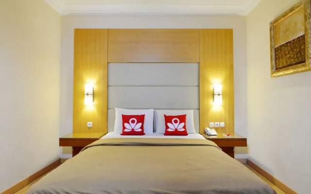 ZEN Rooms Basic Near Sunter Mall